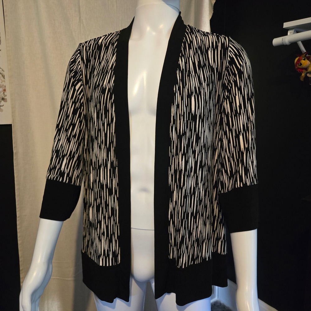 Chicos Travelers Black White Abstract Open Front Cardigan Jacket Size 3 (16/18)